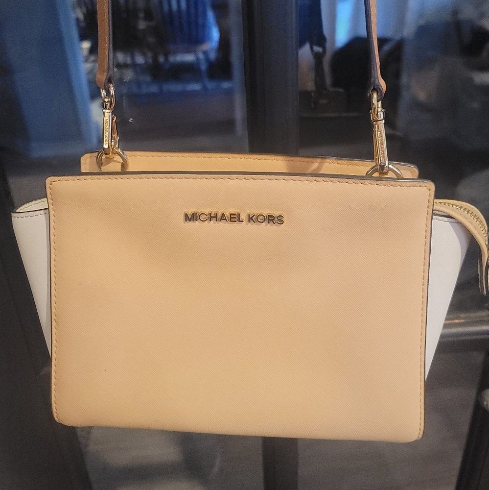 MICHAEL KORS BAG